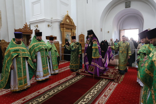 23-Божественная Литургия в Кресто-Воздвиженском соборе